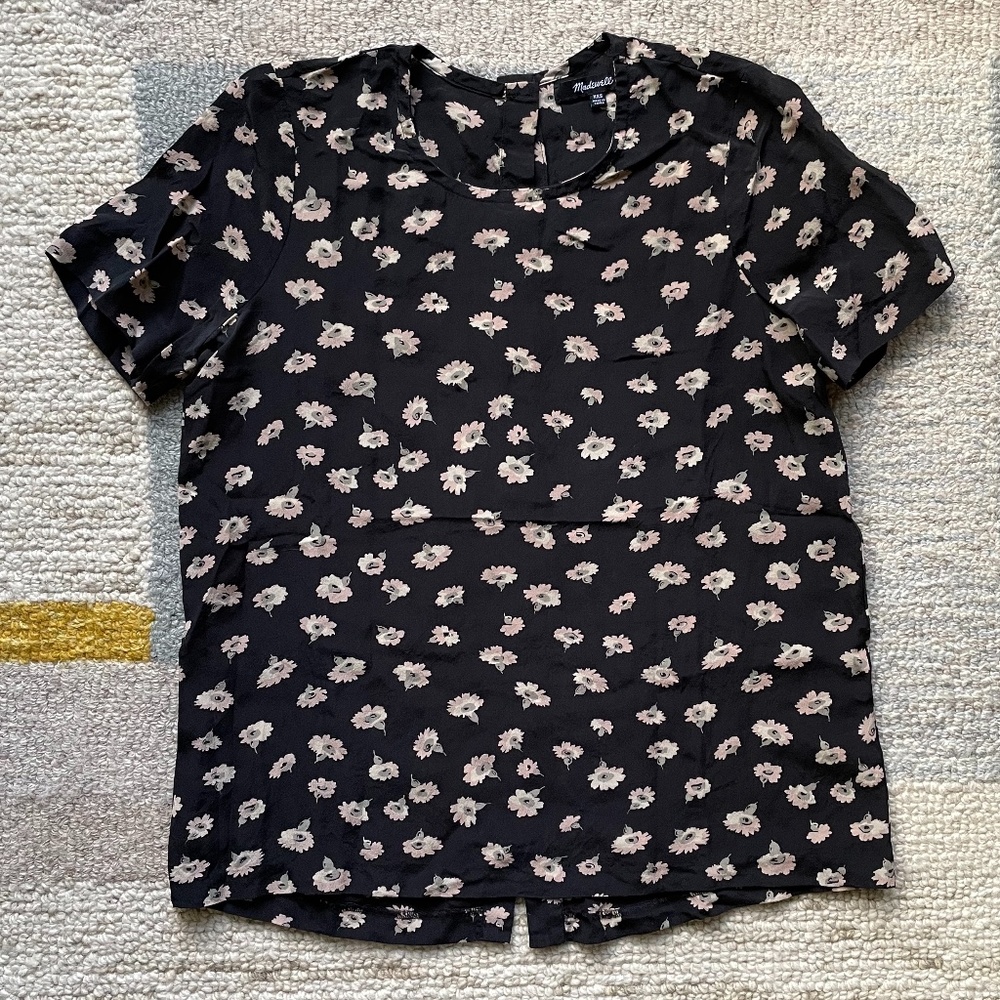 UNTIL 6/20! Madewell Silk Button-Back Tee Floral